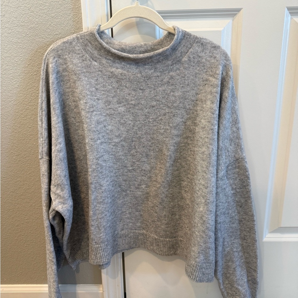 Light Sweater